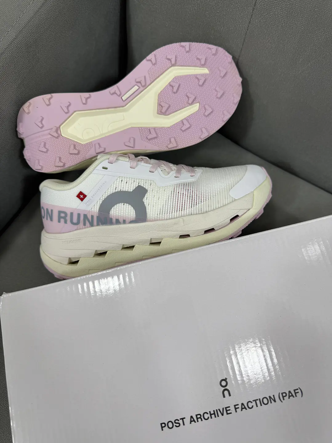 On Cloudultra 3 Pink  4