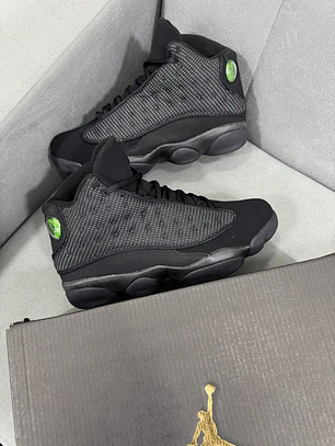 Jordan Retro 13 Black 