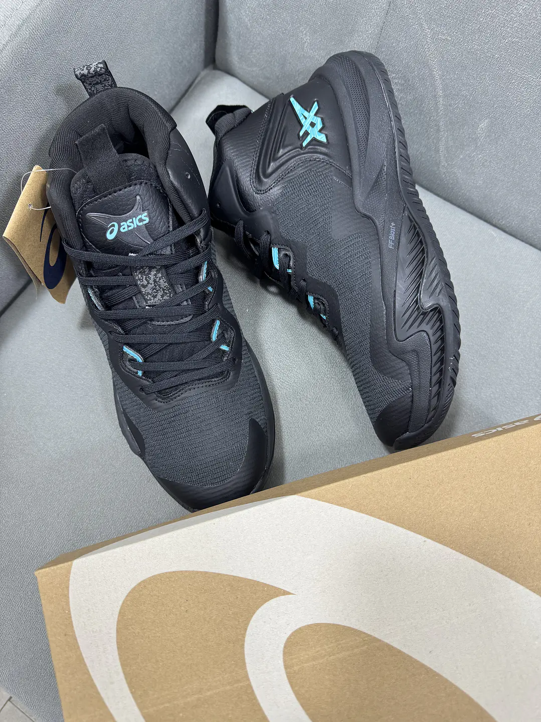 Asics Nova Surge 3 Black 4