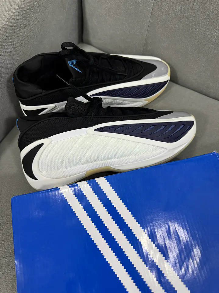 Adidas Anthony Edwards 2 Blanco  3