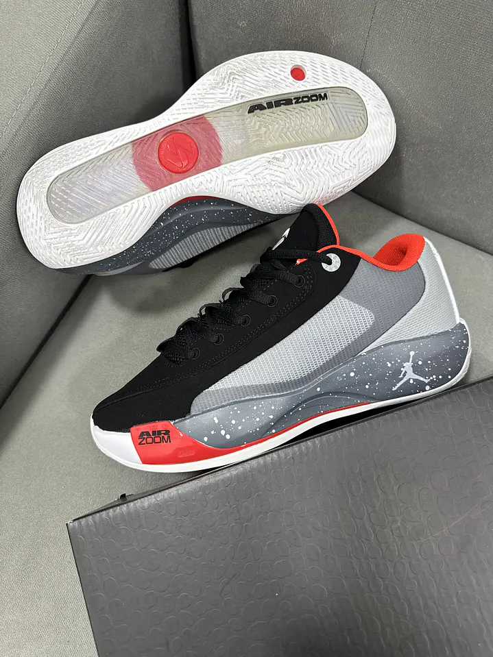 Jordan Luka 77 Negro Rojo  3