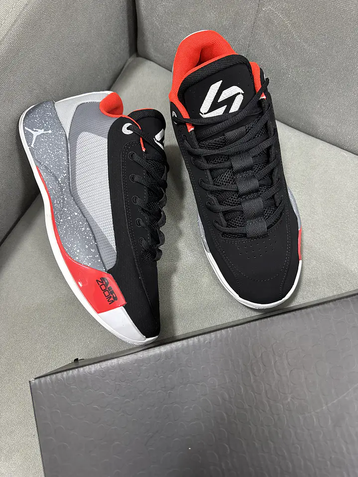 Jordan Luka 77 Negro Rojo  4