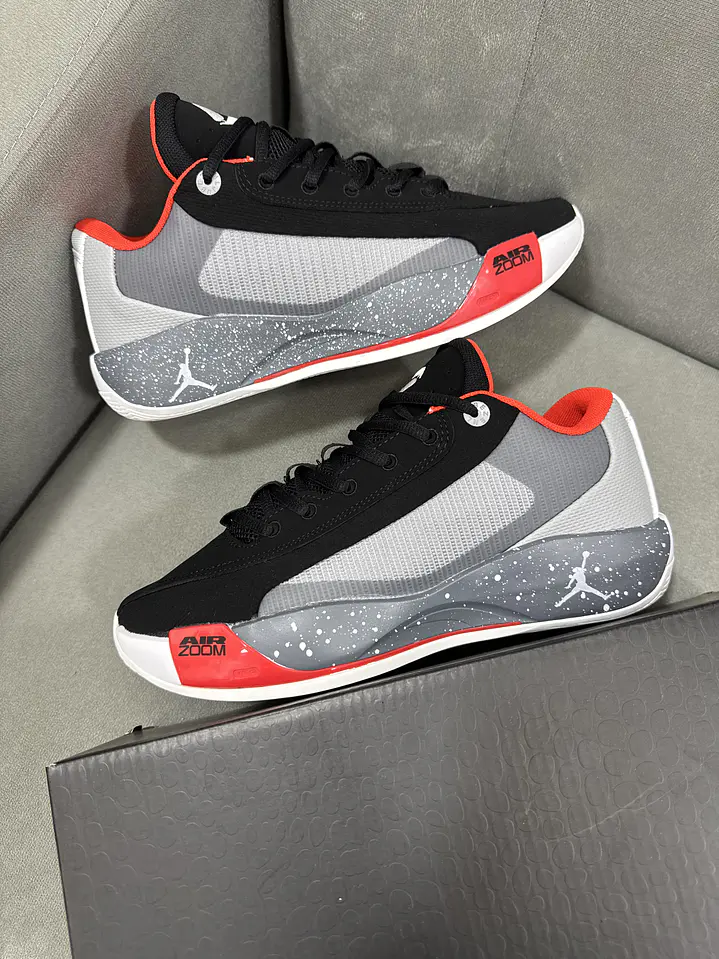 Jordan Luka 77 Negro Rojo  1