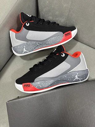 Jordan Luka 77 Negro Rojo 
