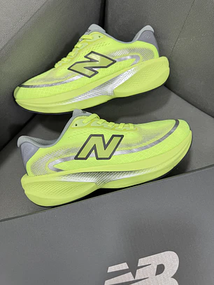 New Balance Ellipse V1 Neón 