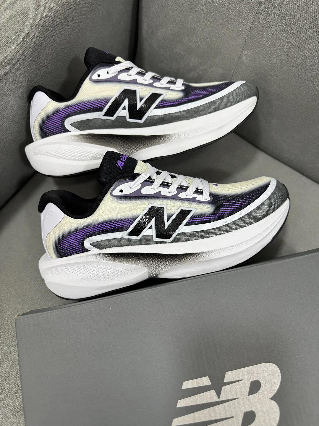 New Balance Ellipse V1 Blanco Morado  2