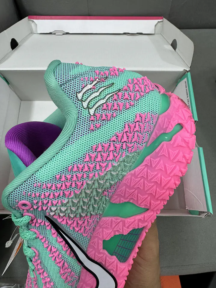 Nike Ja Morant 3 Monster Pink  6
