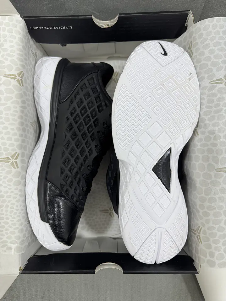 Nike Kobe 3 Black White  2