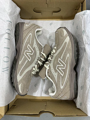 New Balance 204L Café 