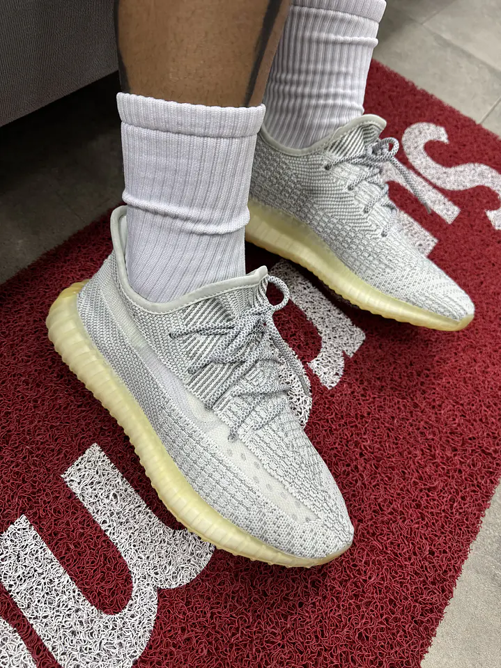 Adidas Yeezy 350 V2 Yeshaya 1