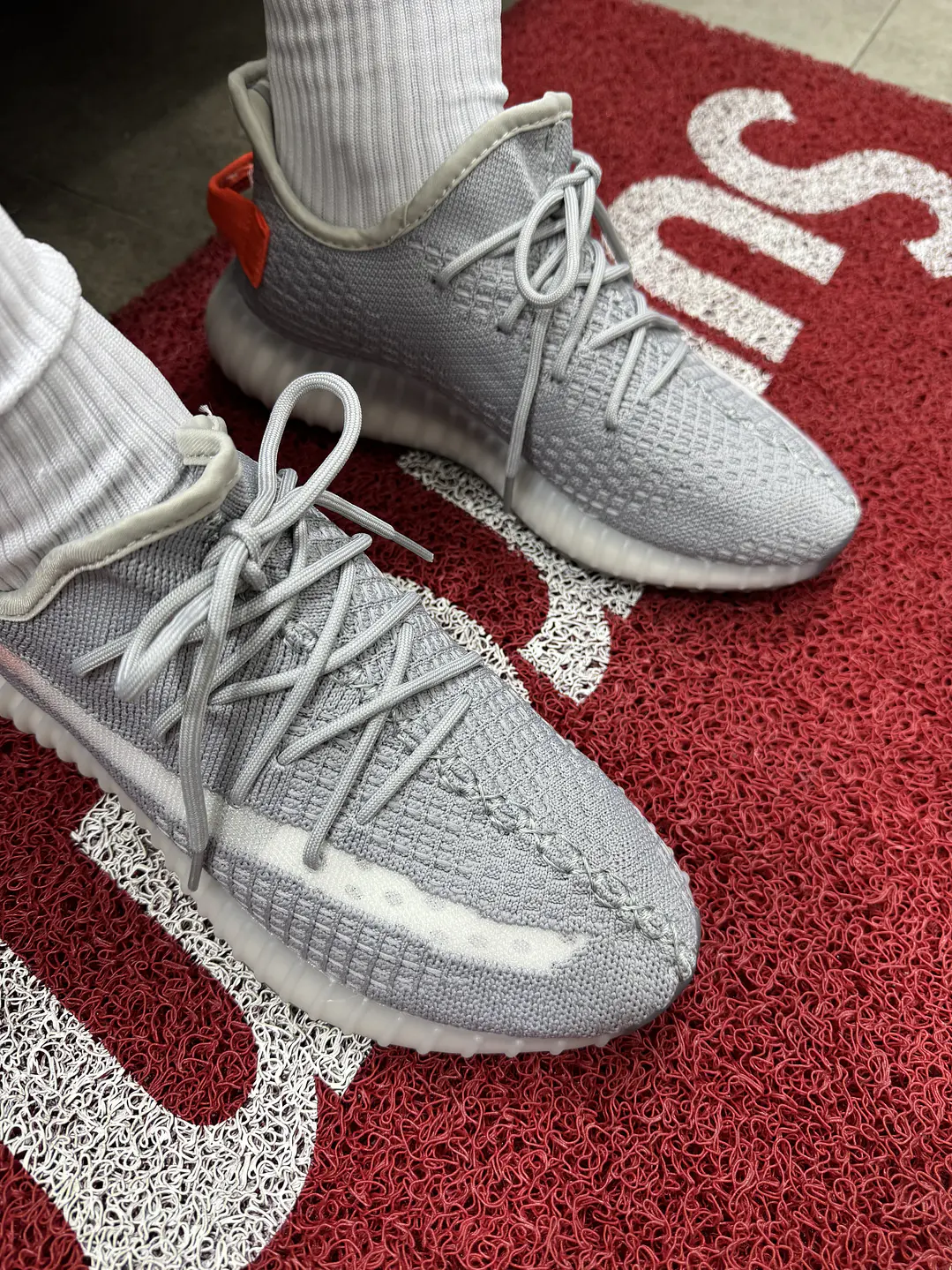 Adidas Yeezy 350 V2 Tail Light  2