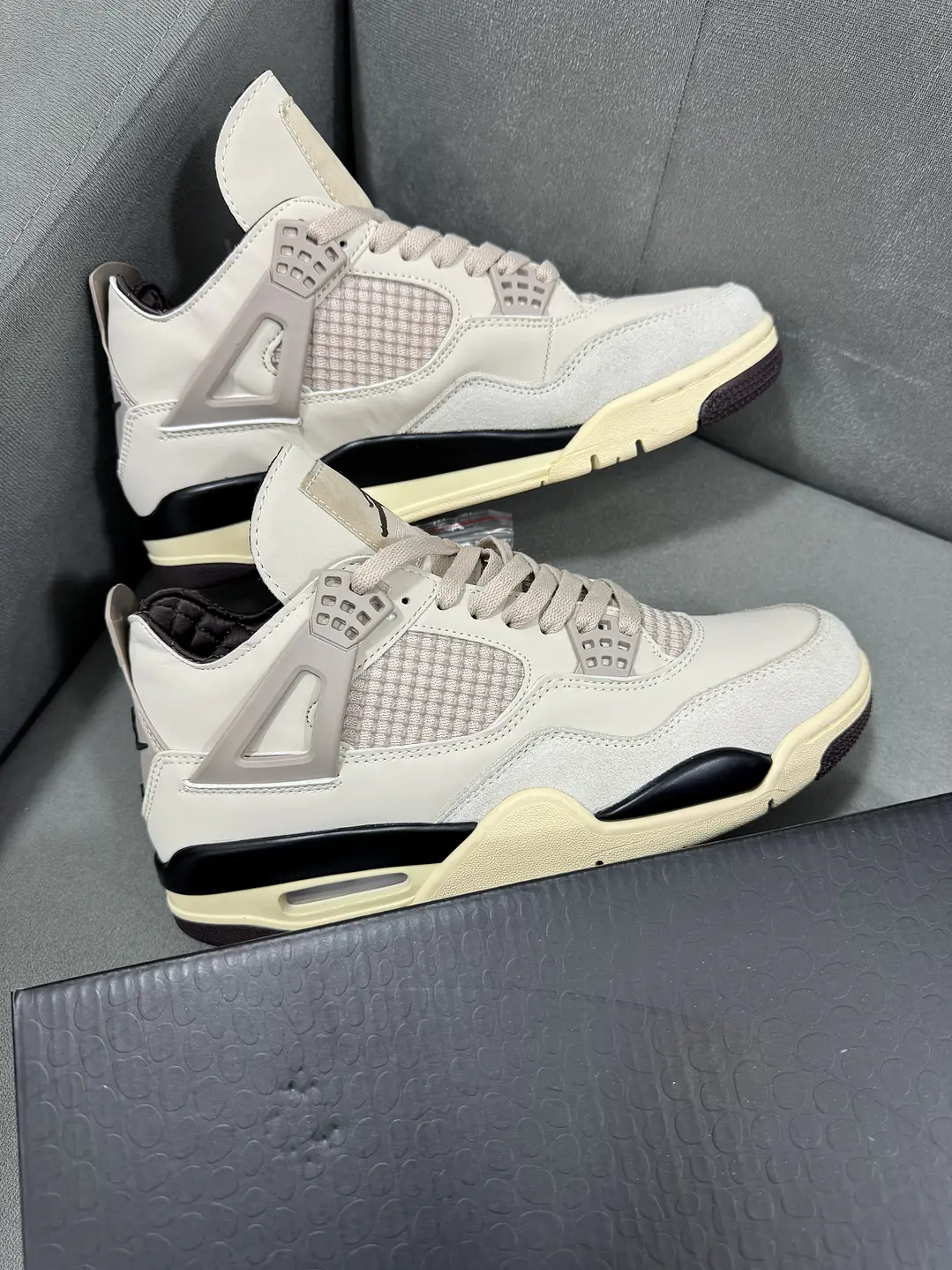 Jordan Retro 4 A Ma Maniere Beige  1