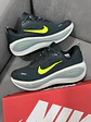 Nike Zoom Vomero Plus Verde  - Miniatura 1
