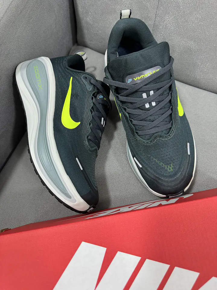 Nike Zoom Vomero Plus Verde  3