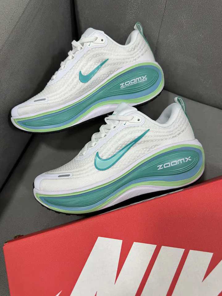 Nike Zoom Vomero Plus Blanco Verde  2