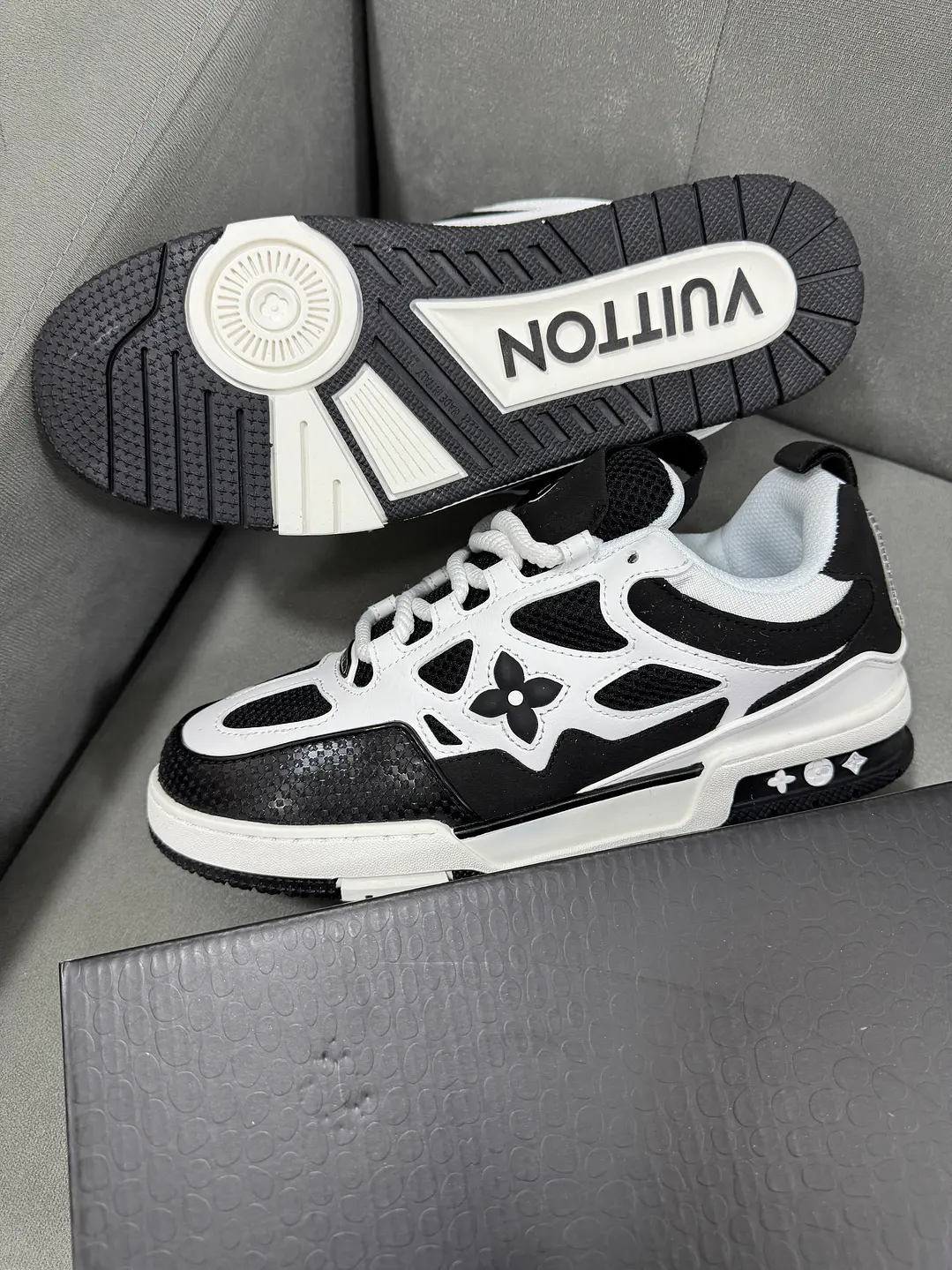 Louis Vuitton Skate 1 Classic Black  3