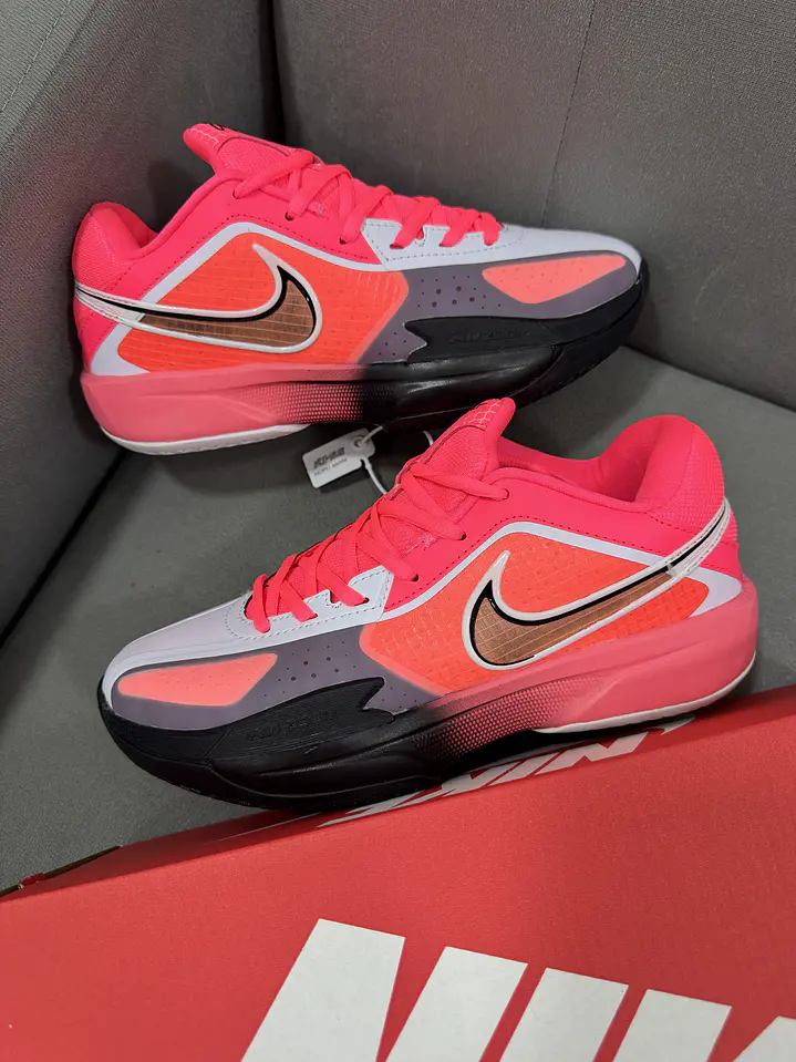 Nike GT Cross Neón  1