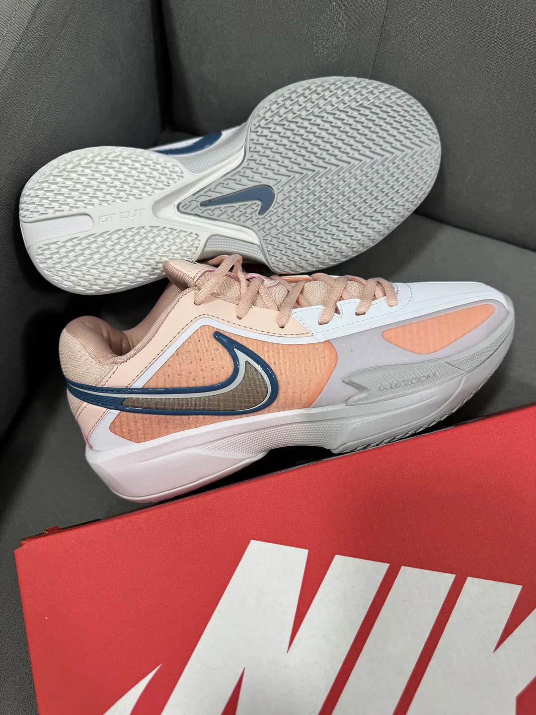 Nike GT Cross Beige White  3