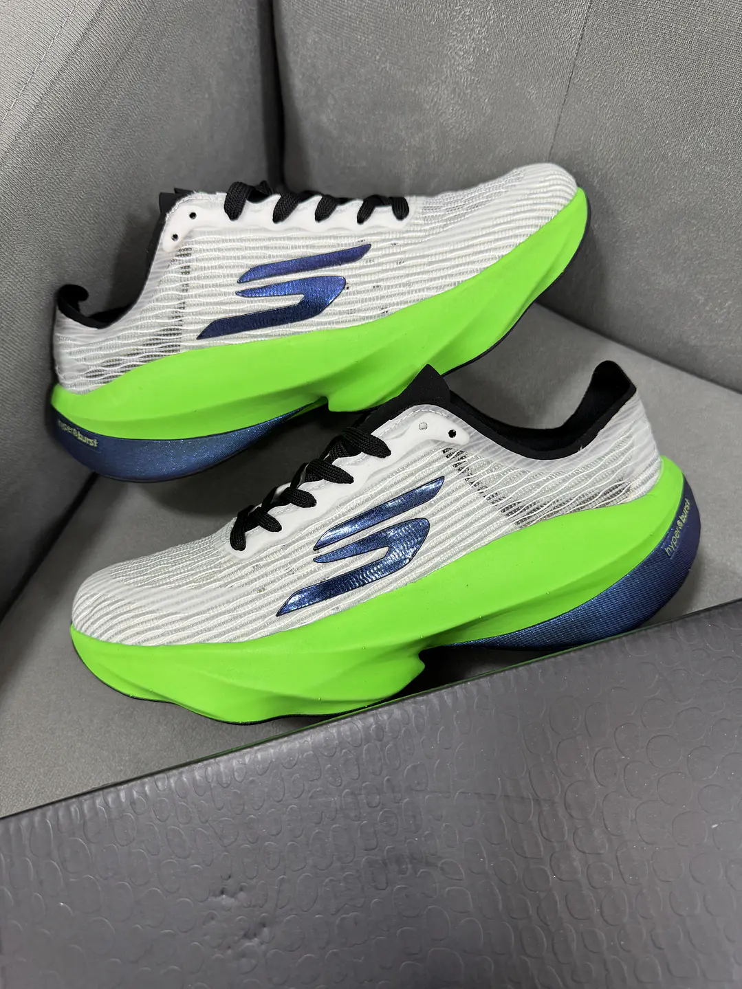 Skechers Hyper Burst Ice Blanco Verde 1
