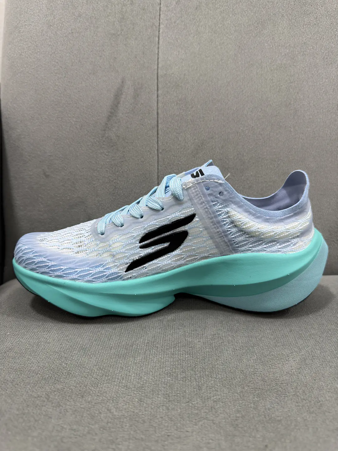 Skechers Hyper Burst Ice Azul  2