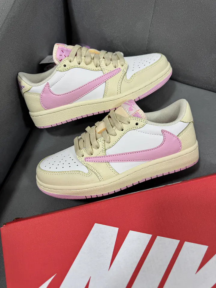 Jordan Retro 1 Low Travis Shy Pink 1