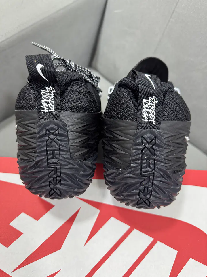 Nike ST Charge Black  5