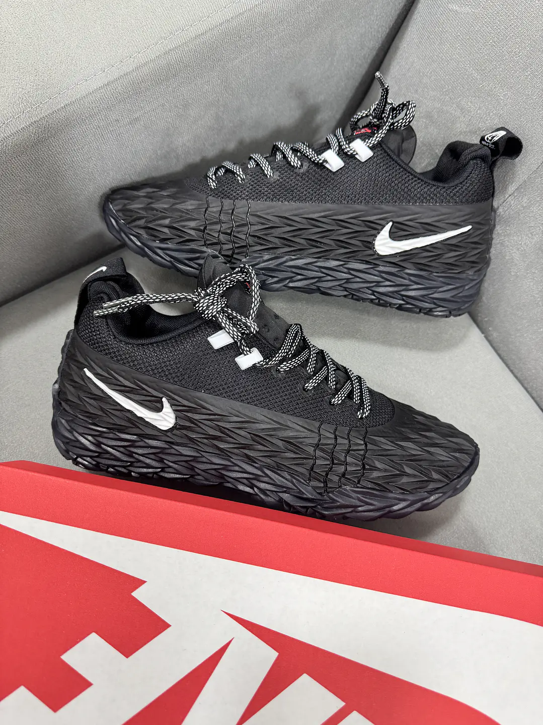 Nike ST Charge Black  1