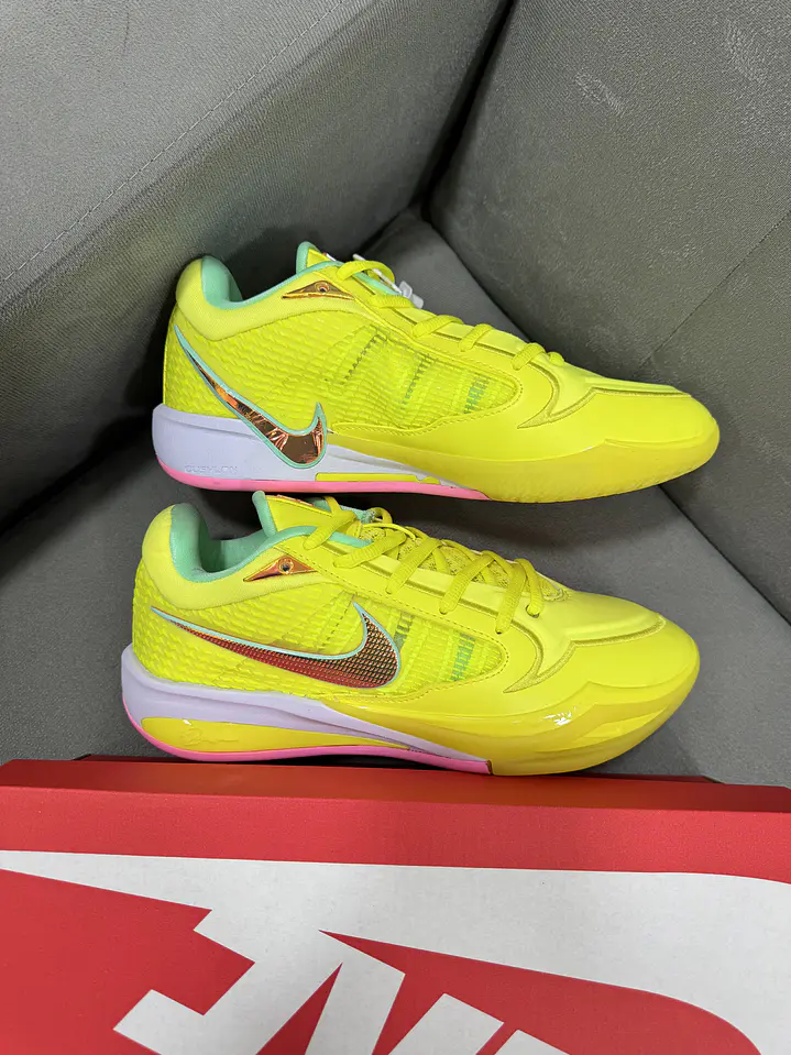 Nike Sabrina 4 Volt Green  2