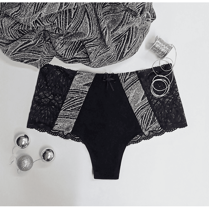 Pantaleta edición limitada plateada  2