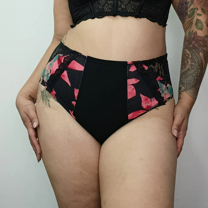 Pantaleta tiro alto algodón cómoda elastizada  1