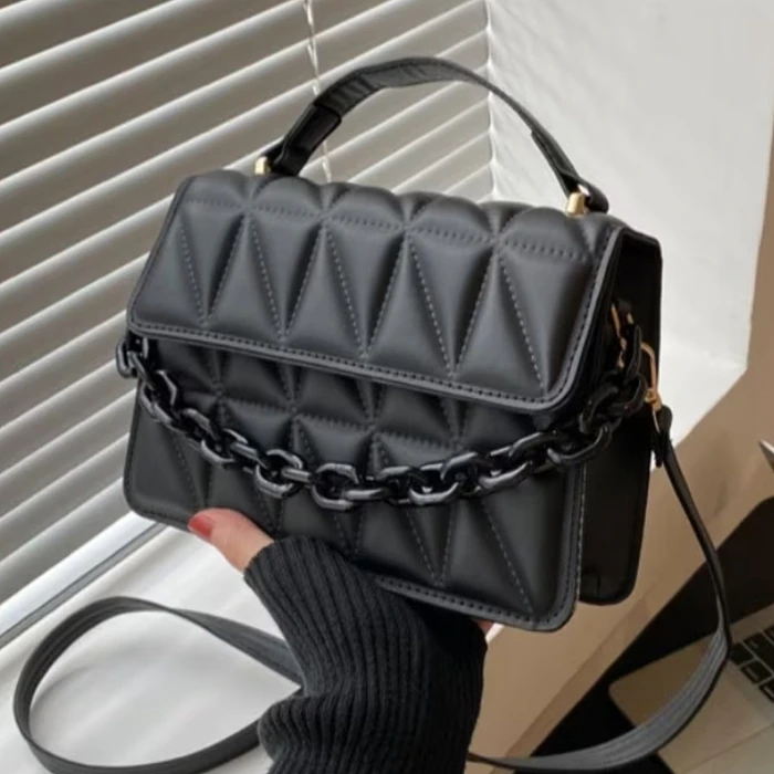 Cartera negra ecocuero  1
