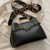 Cartera negra pasador plateado 2