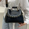 Cartera negra pasador plateado 3