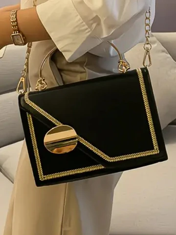 Cartera negra elegante 