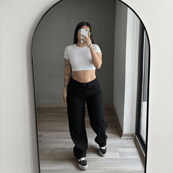 Baggy Negro Estilo Levis 4