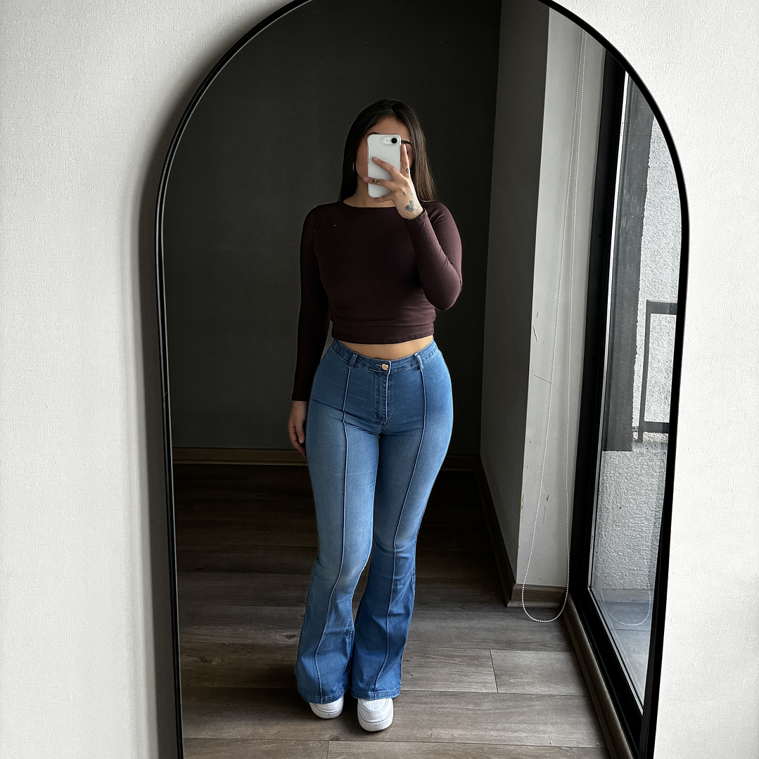 Jeans Flare Lineal 2