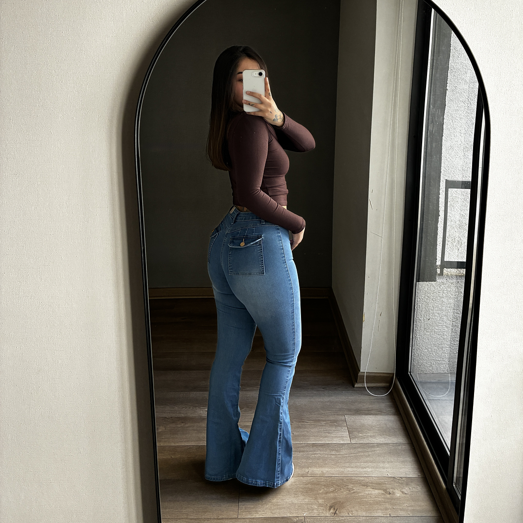 Jeans Flare Lineal 5
