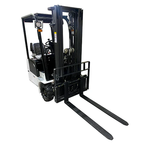 Grúa Horquilla Eléctrica 1.5 ton / 4.5m RHER 🇩🇪 – Mástil Triplex con Free Lift