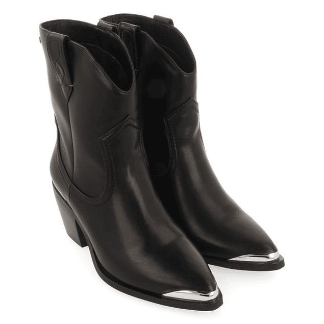 Roslyn Boot