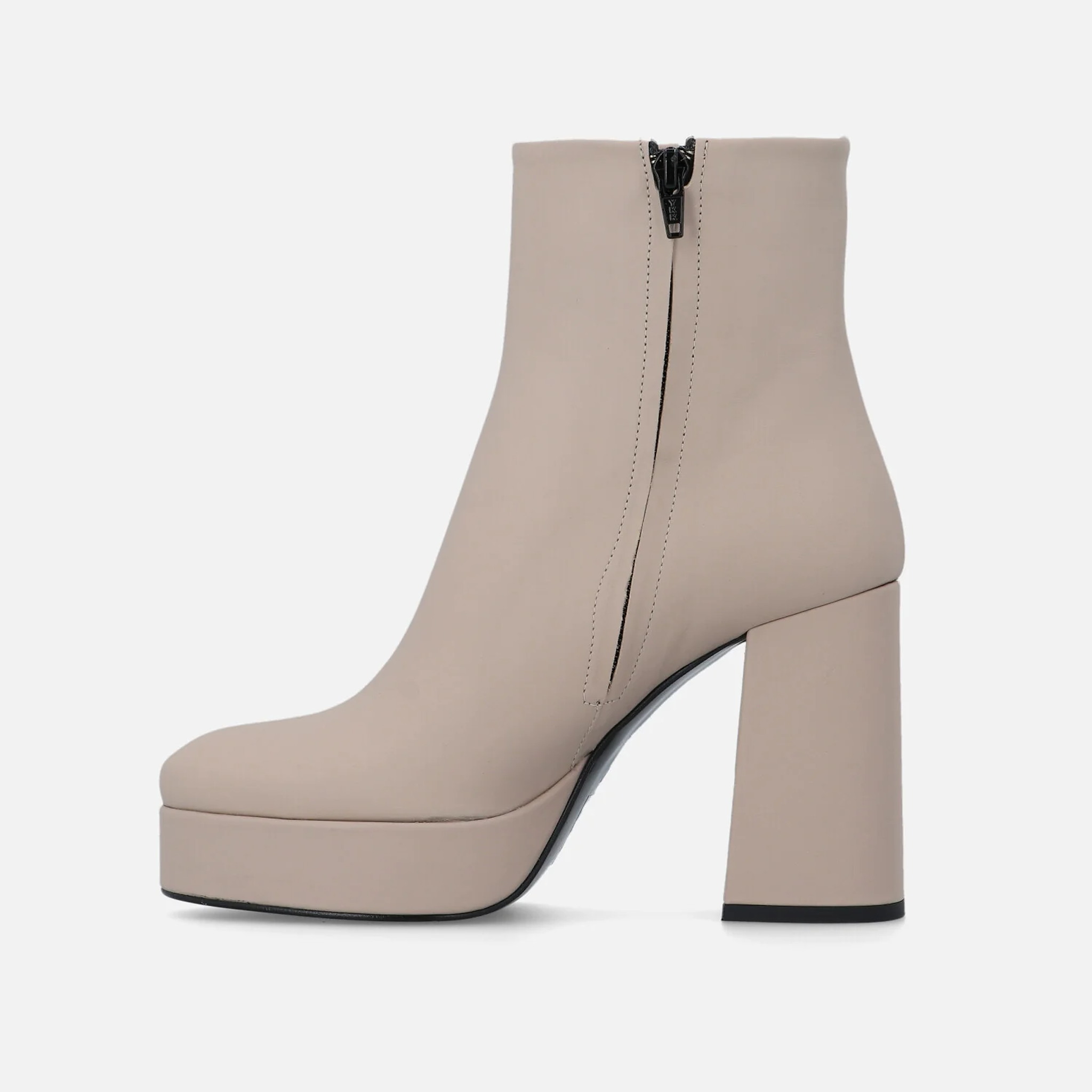 Sevyn Boot 13