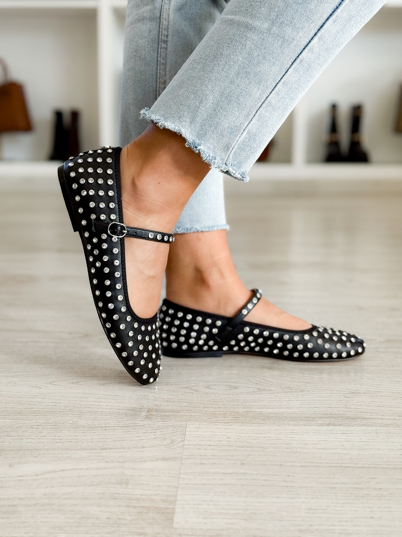 Sabrina Vinetta-r Rhinestone 2