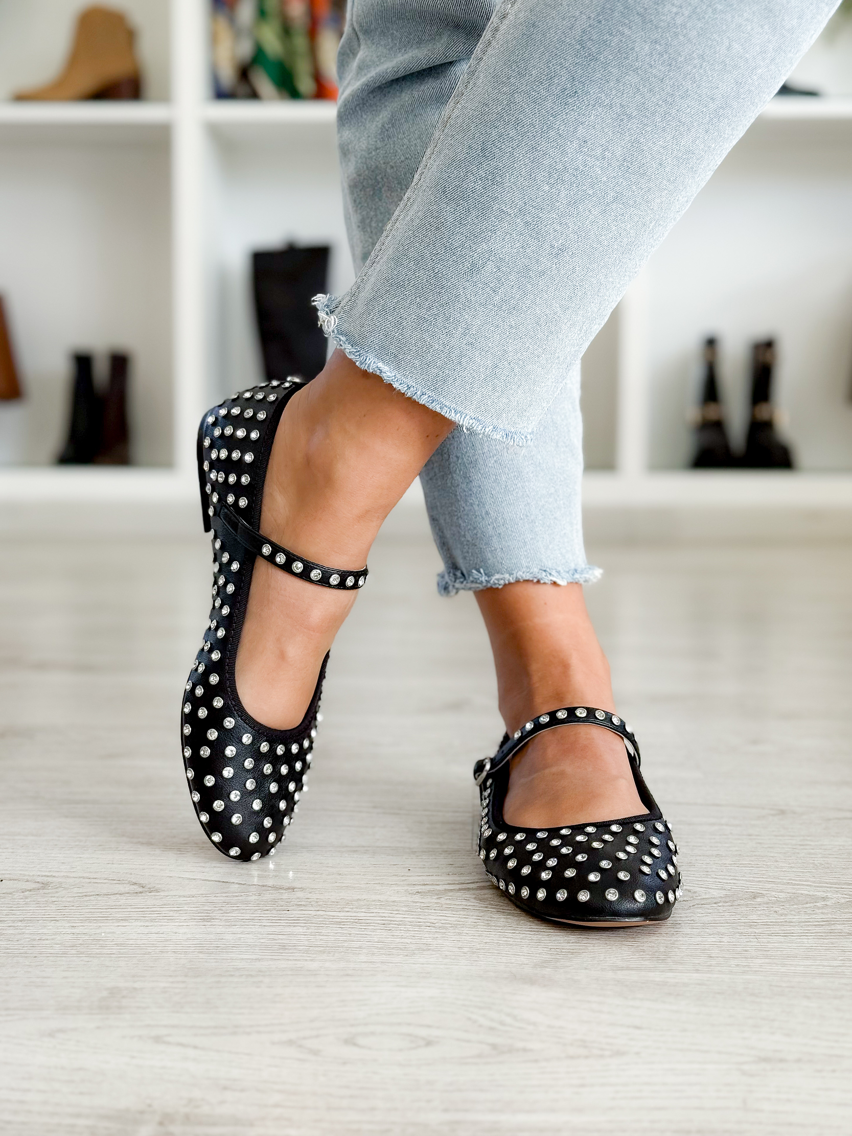 Sabrina Vinetta-r Rhinestone 1