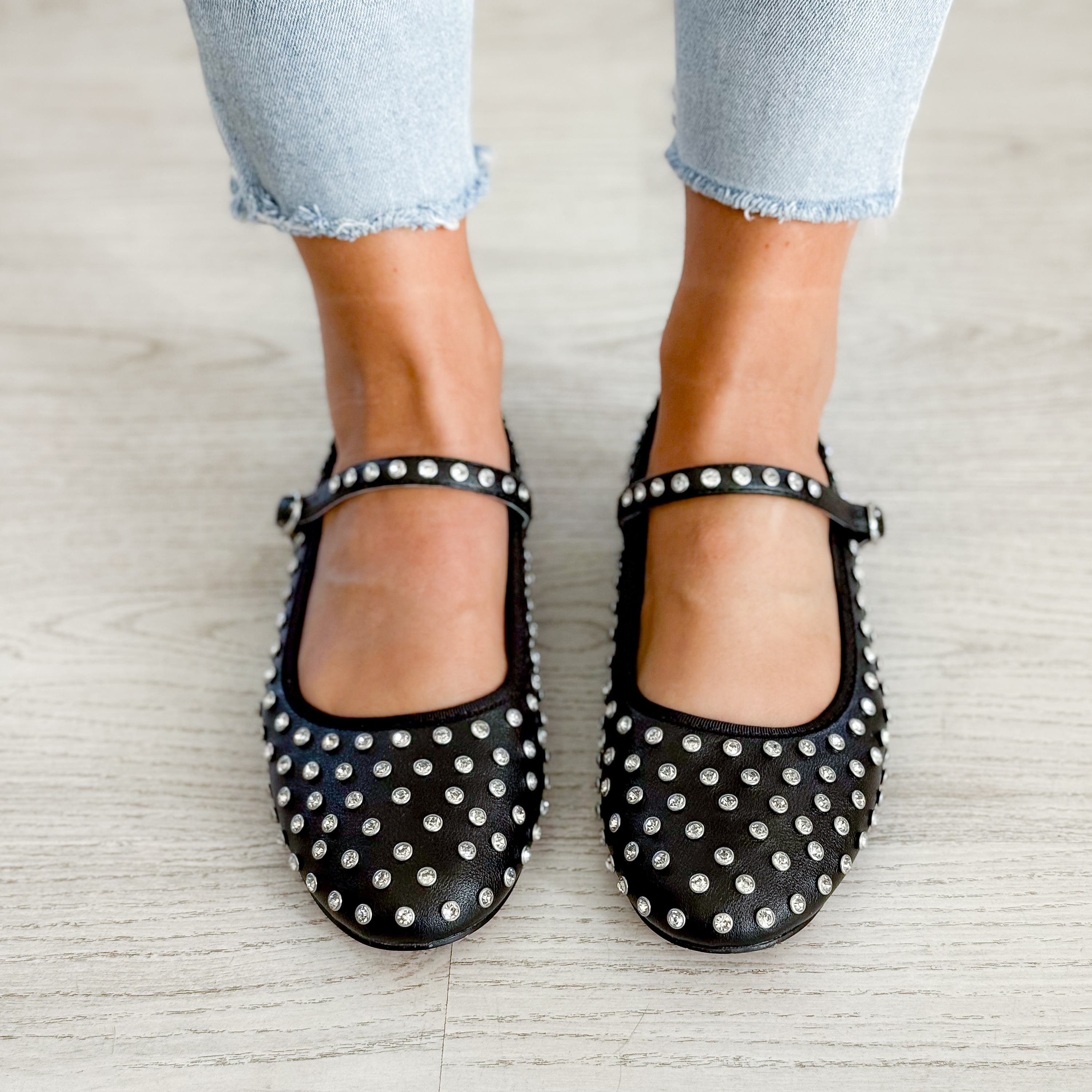 Sabrina Vinetta-r Rhinestone 6