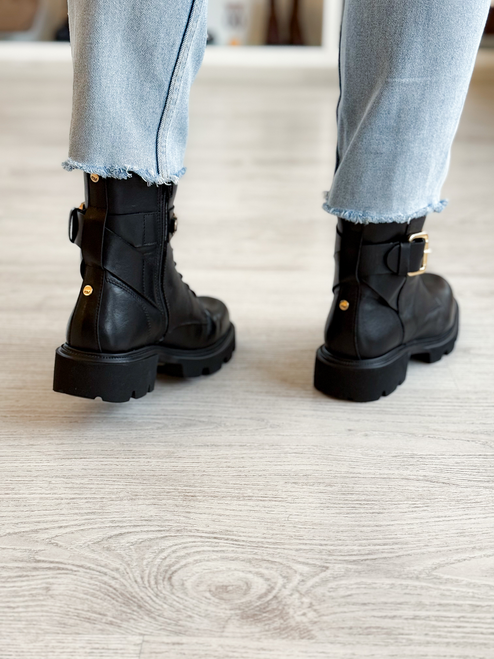 Bota Militar Maggy 6