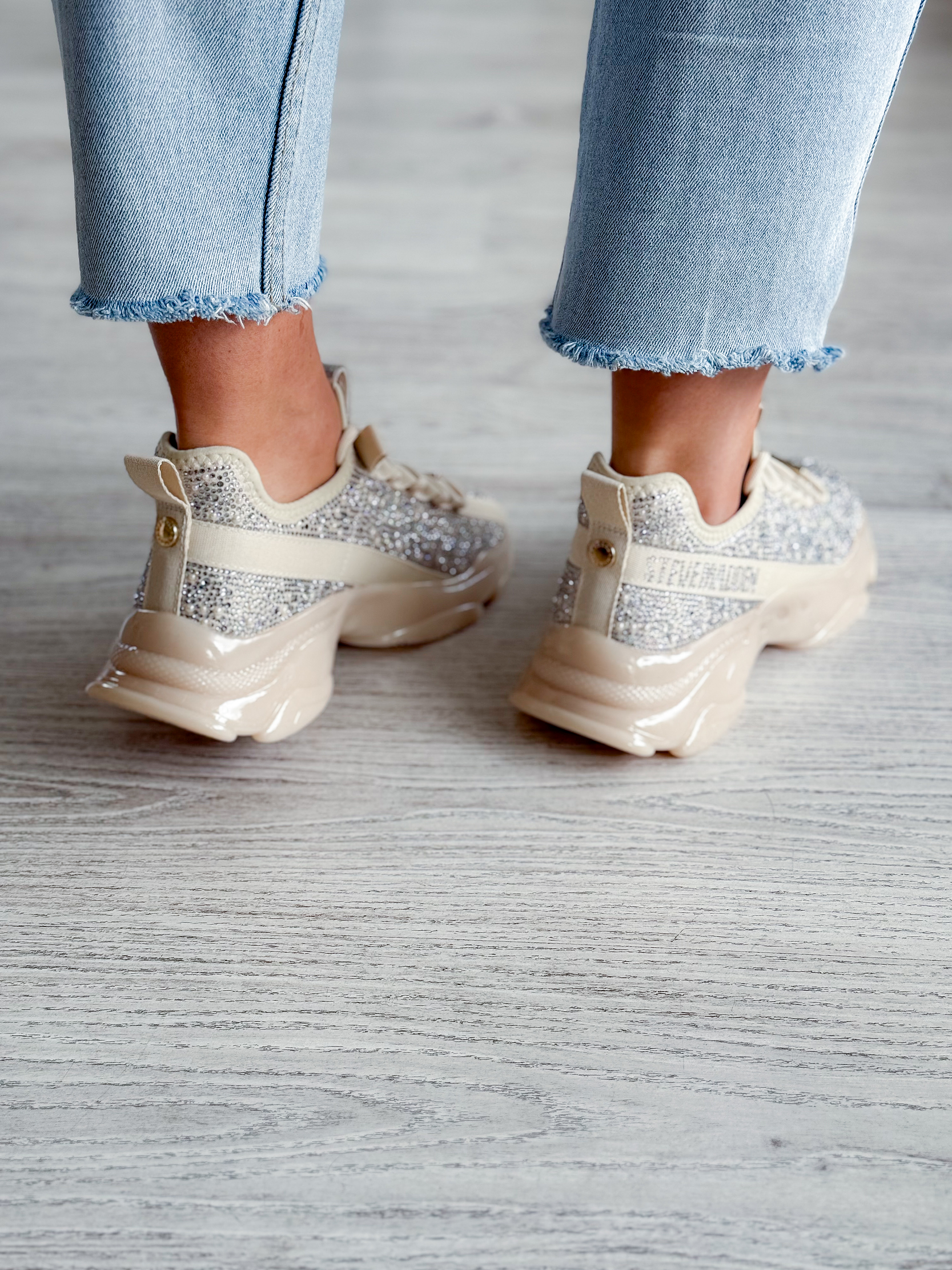 Mysteria-p Pearl Multi Sneaker 4