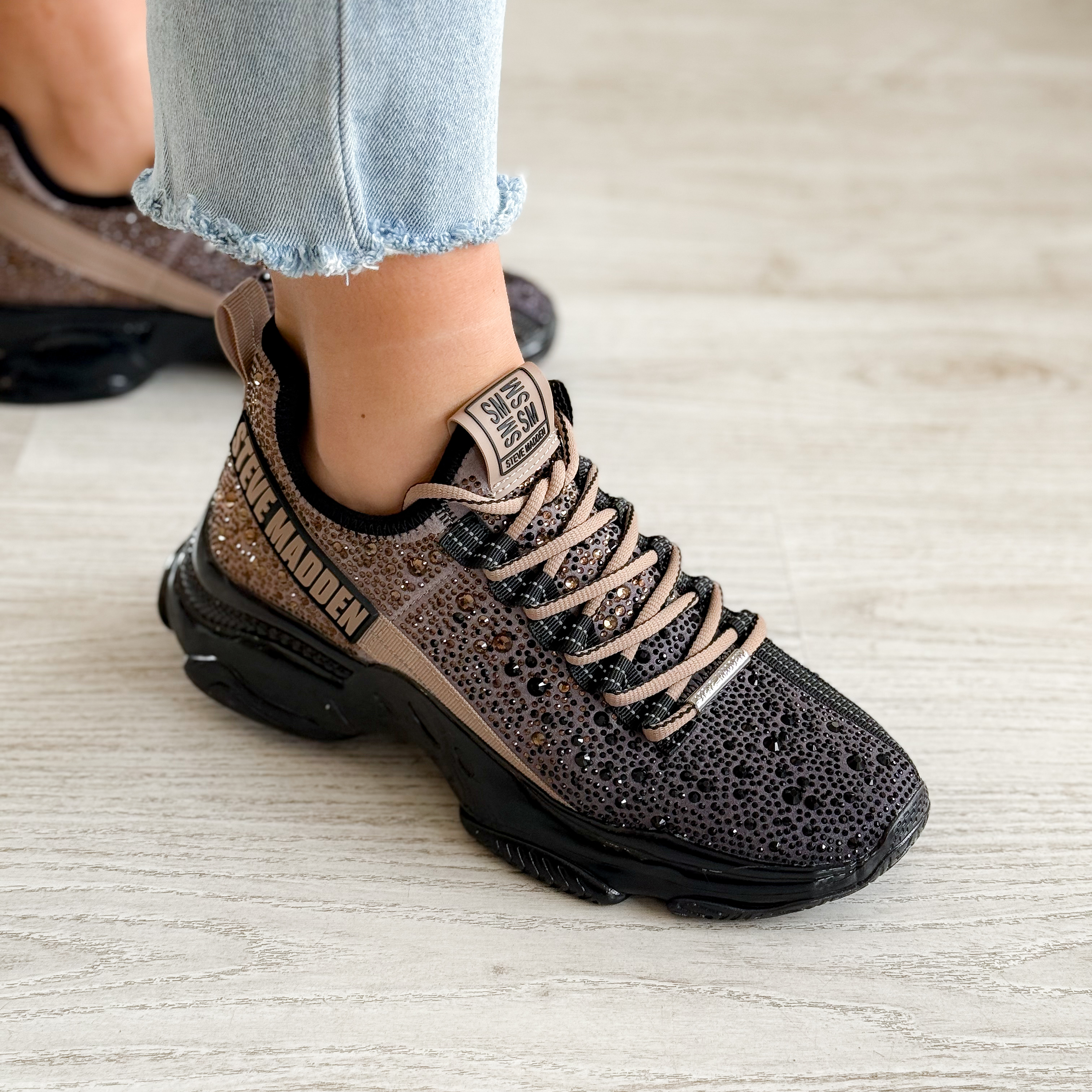 Mistica Bronze Gold / Black Sneaker 6