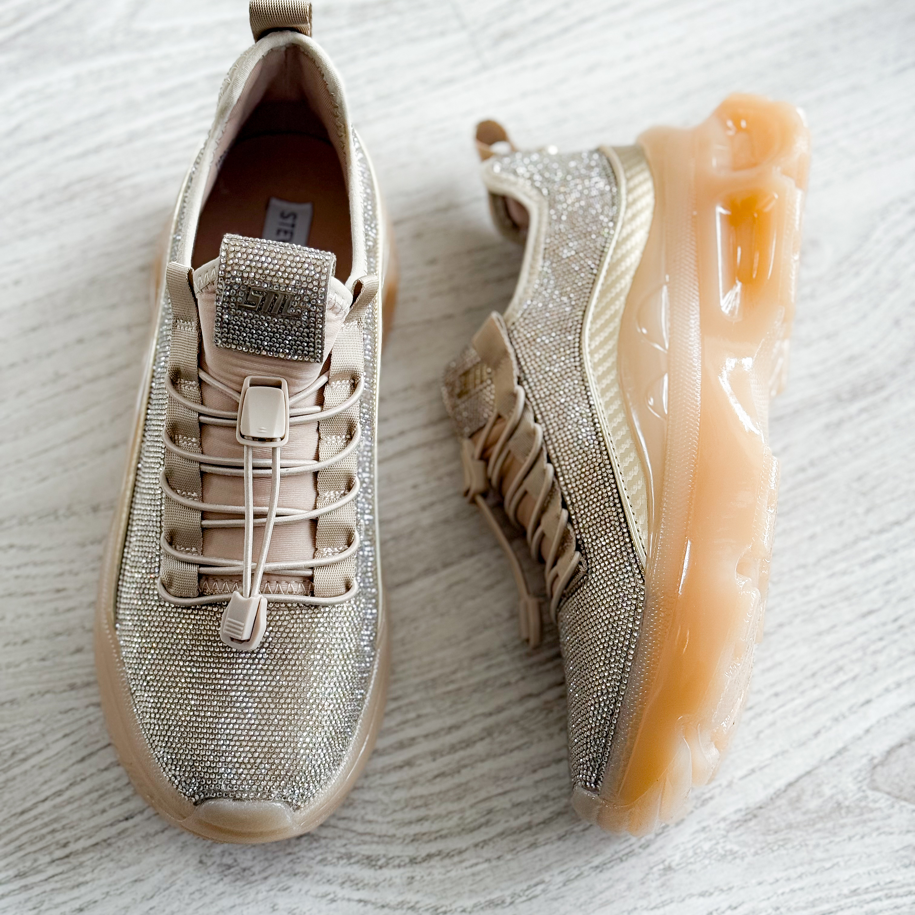 Fabuluxe Blush Sneaker 6