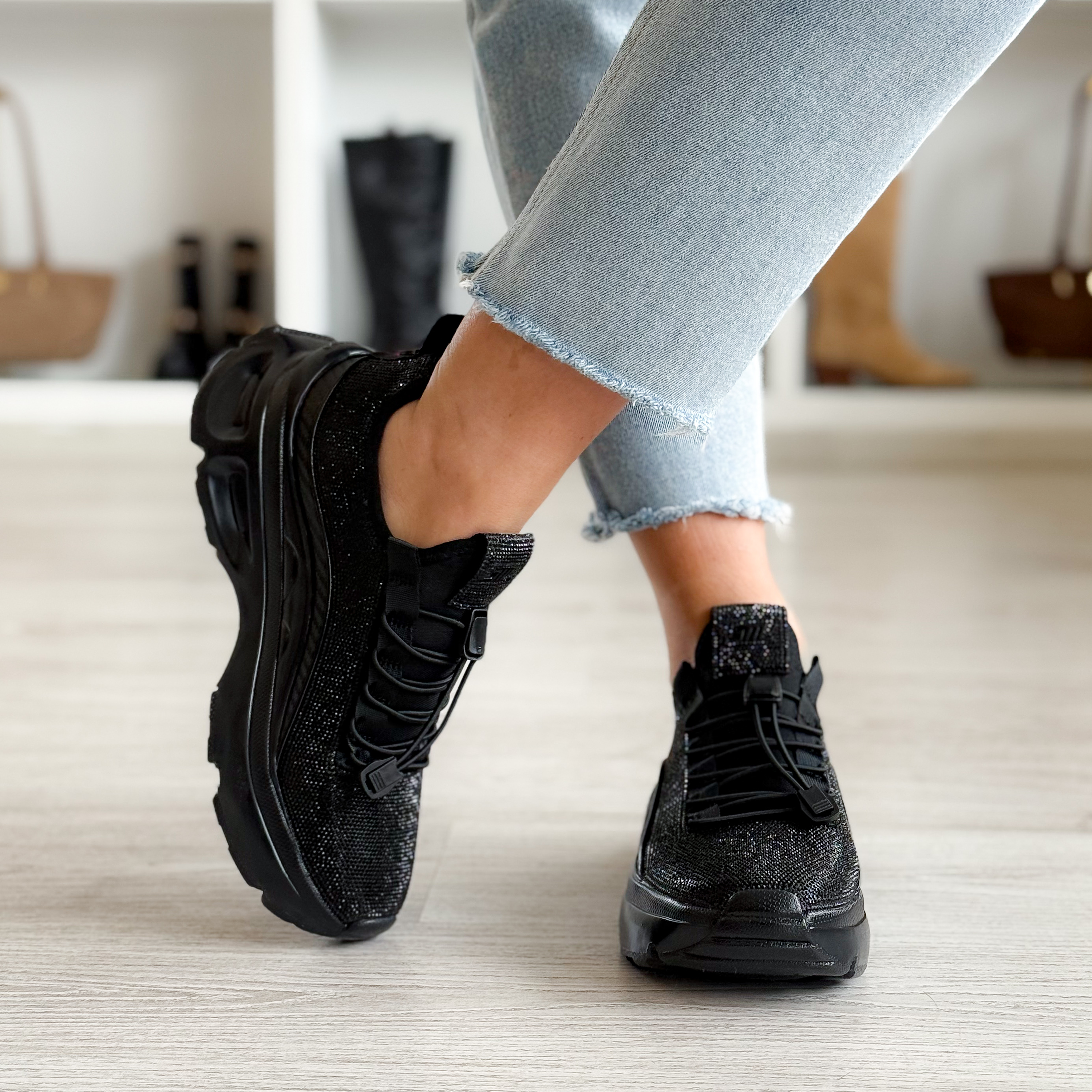 Fabuluxe Black/black Sneaker 2