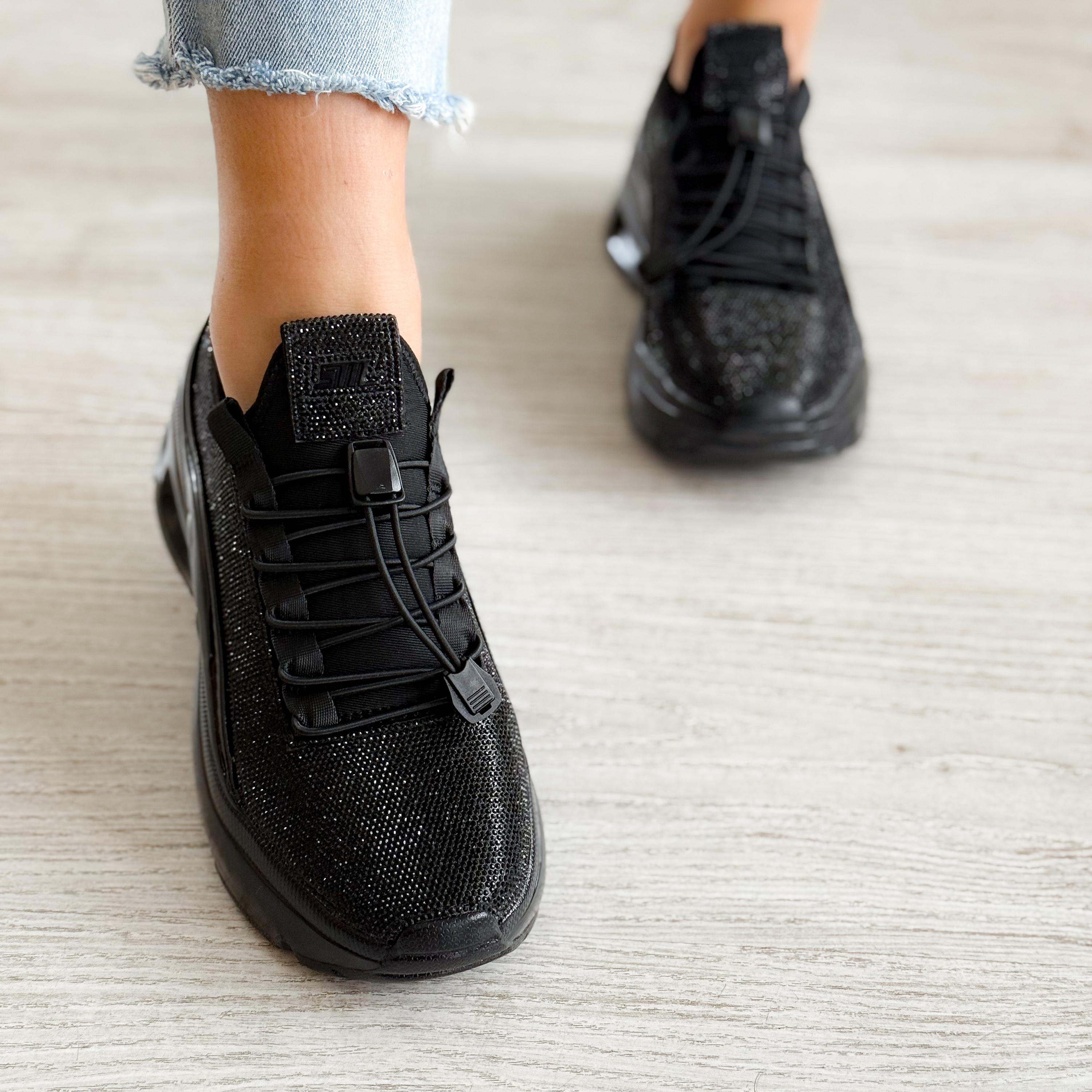 Fabuluxe Black/black Sneaker 5