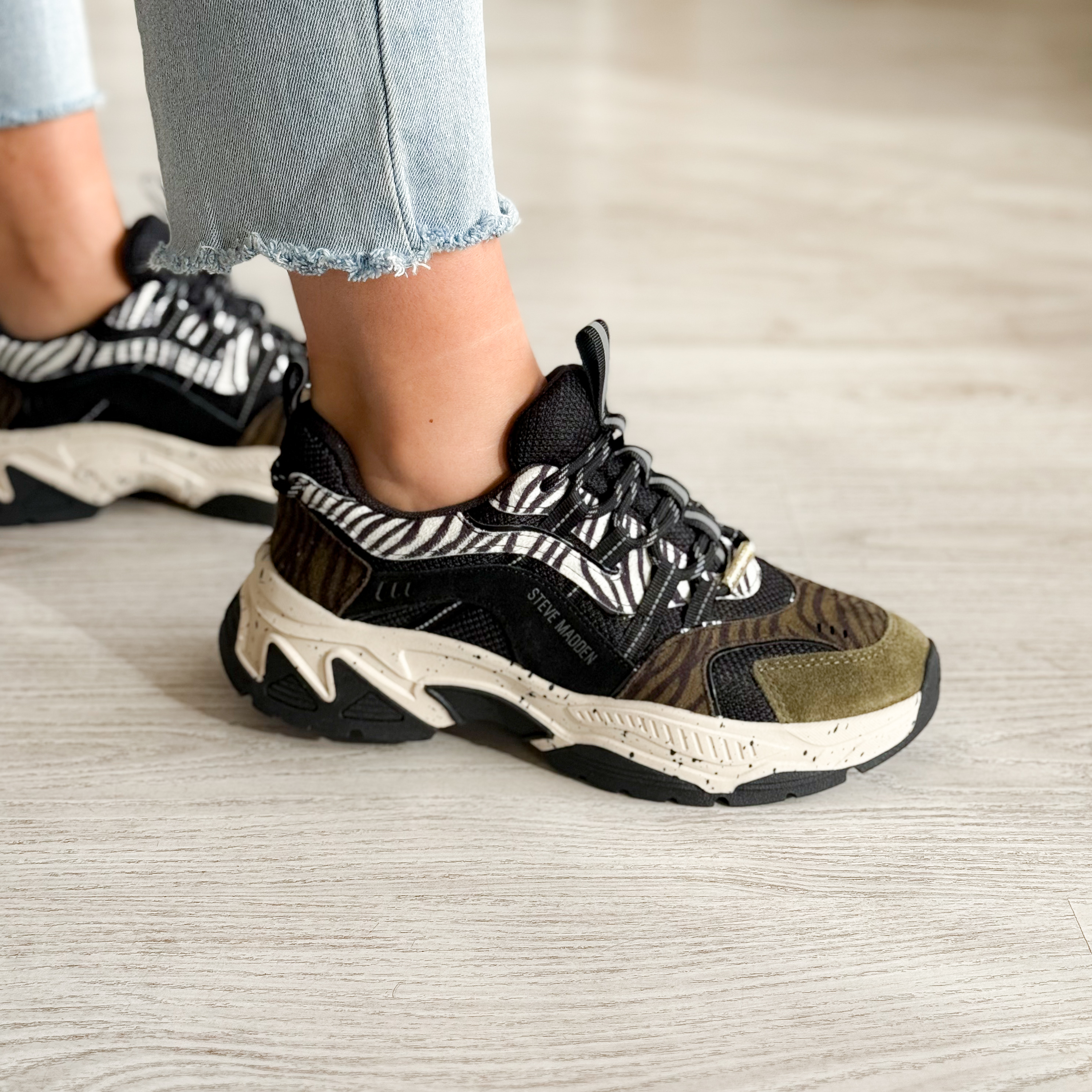 Animates-le Olive Zebra Sneaker 3